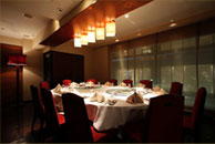 4室ある個室。宴会、忘年会、ご接待、ご親族の慶事・法要などに